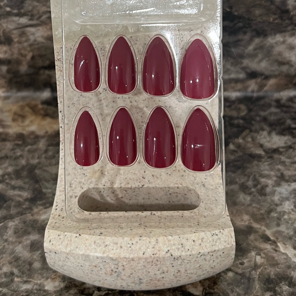 NEW Glossy Plum Almond False Press-On Nails 24 Set - Picture 4 of 5